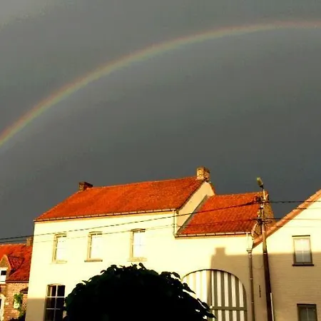 En Aambeeld Zoutleeuw